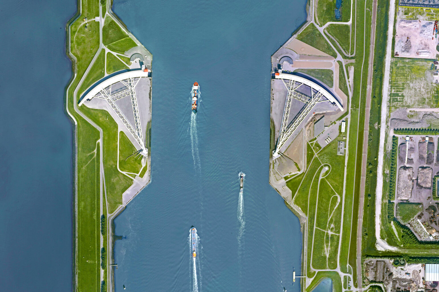 Delta Works, Maeslantkering, Bird’s Eye View – Maeslant Barr